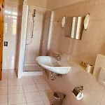 Hessboegel 4* Grünendeich