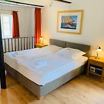 Hessboegel 4* Grünendeich