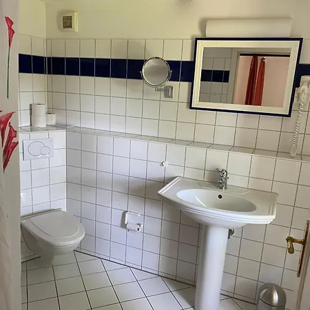 Penzion Hessboegel 4*
