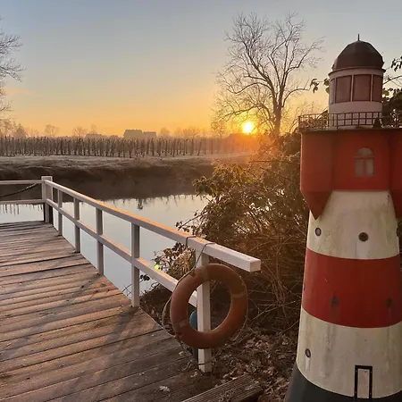 Gasthuis Hessboegel Grünendeich